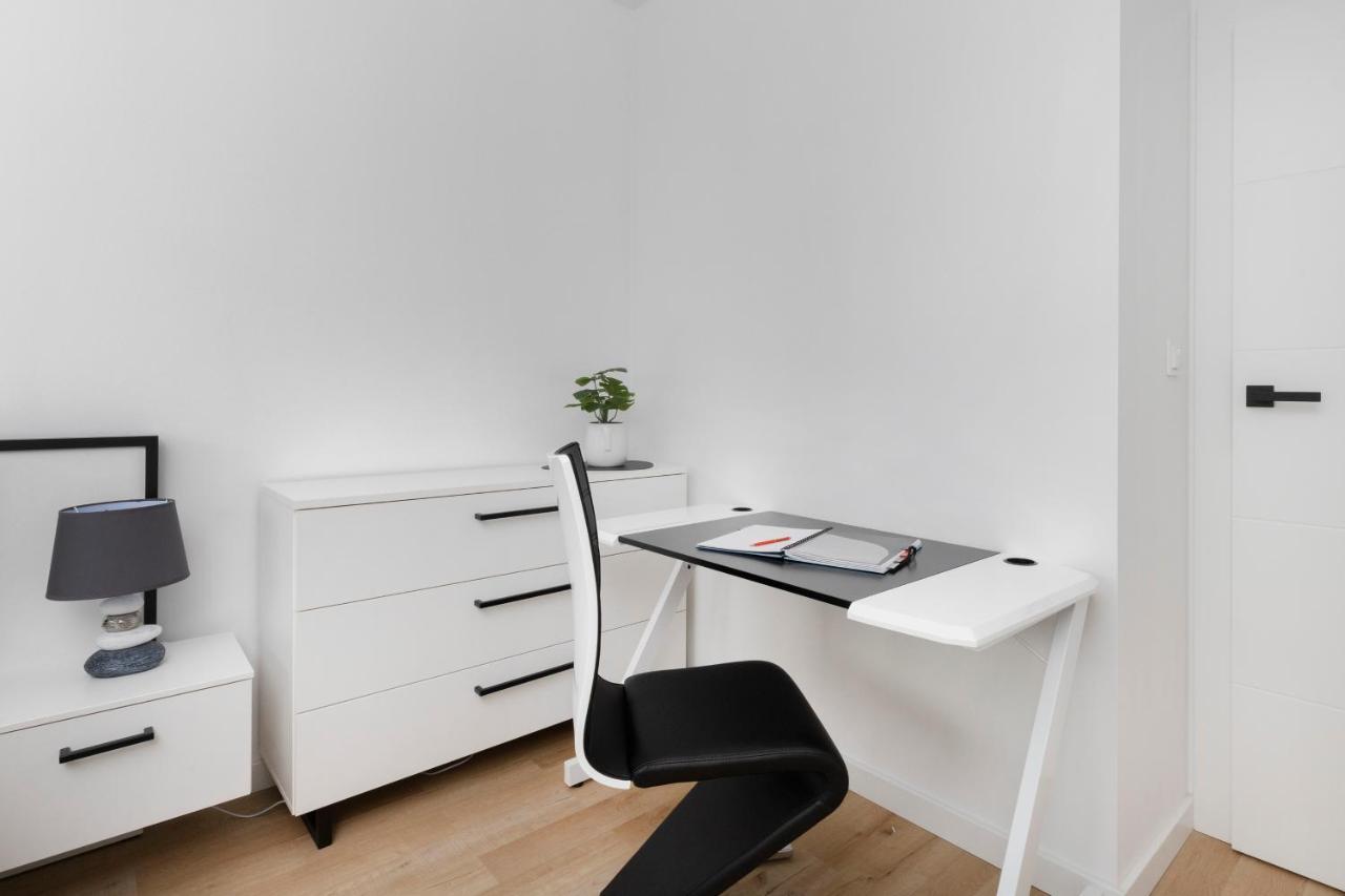 Plac Unii Apartment Gdynia By Noclegi Renters Экстерьер фото