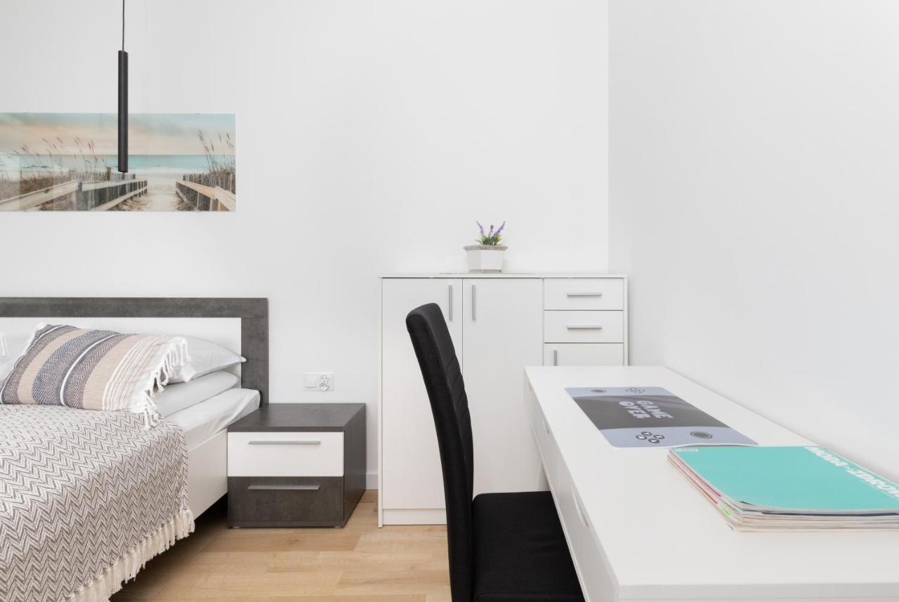 Plac Unii Apartment Gdynia By Noclegi Renters Экстерьер фото